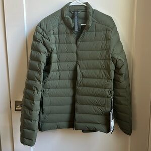 Lululemon Navigation down jacket. BRAND NEW!